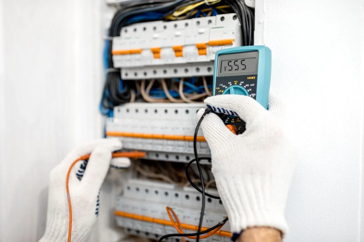 Mantenimiento eléctrico en Pamplona